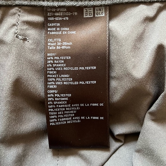 Uniqlo Wide Pleated Pants, Dark Grey - Like New - Picture 3 of 3